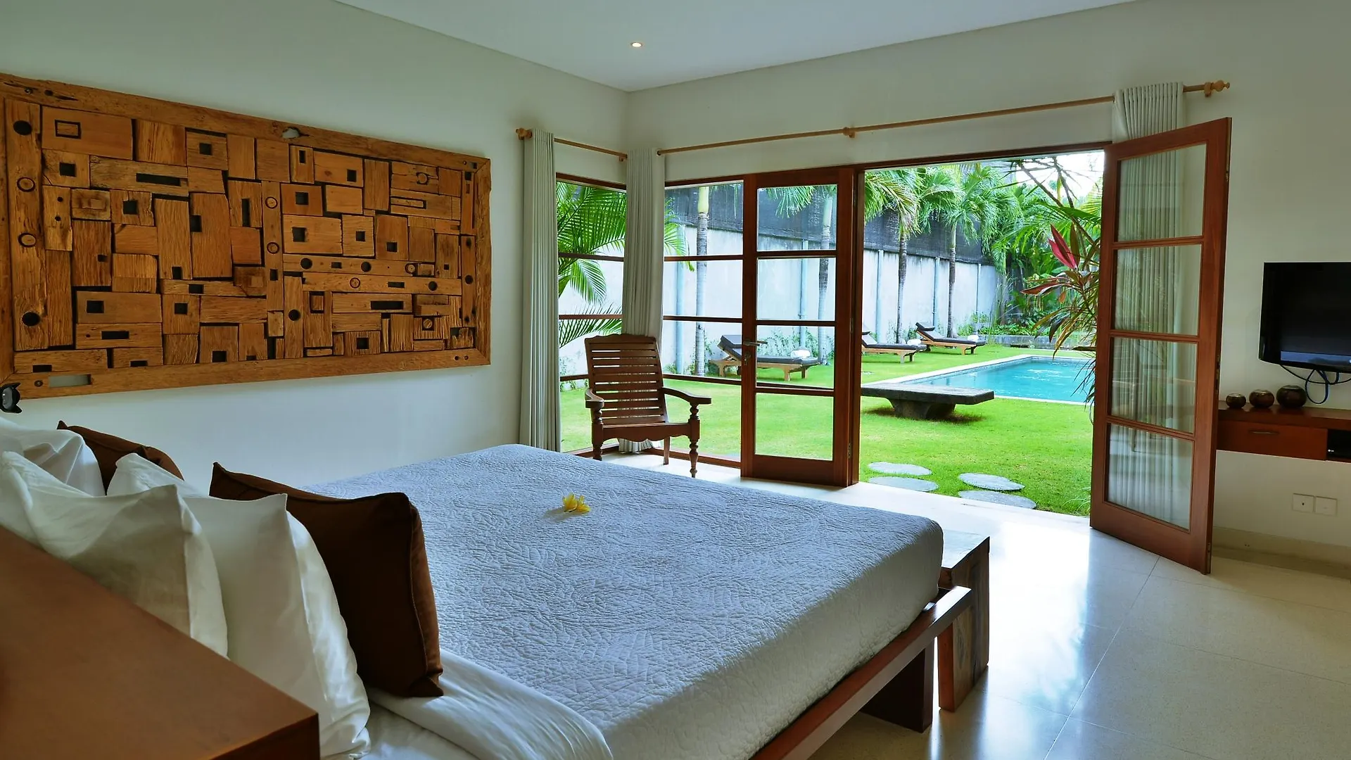 Villa Chocolat Seminyak Indonesia