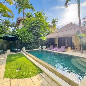 Bugis Kayu Aya Villa Seminyak (Bali)