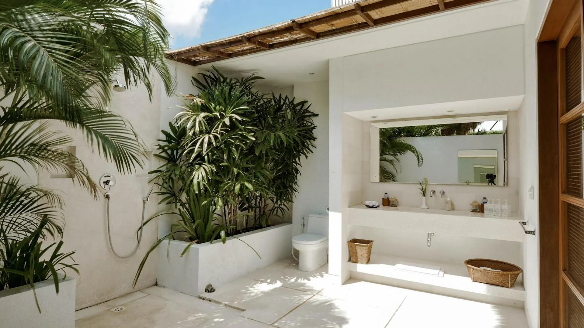 Villa Chocolat Seminyak Indonesia